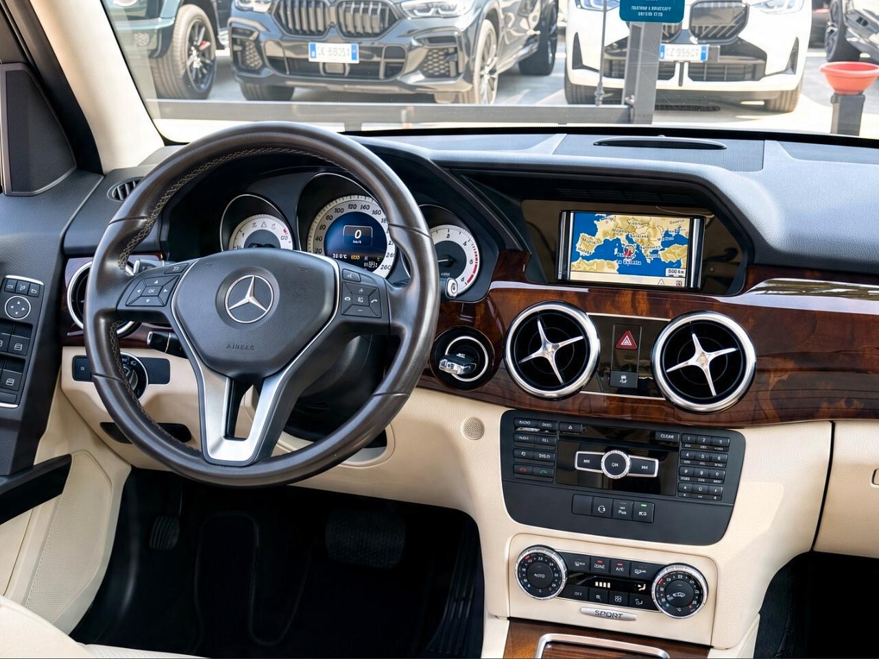 Mercedes-Benz GLK 200 CDI 2WD BlueEFFICIENCY Sport