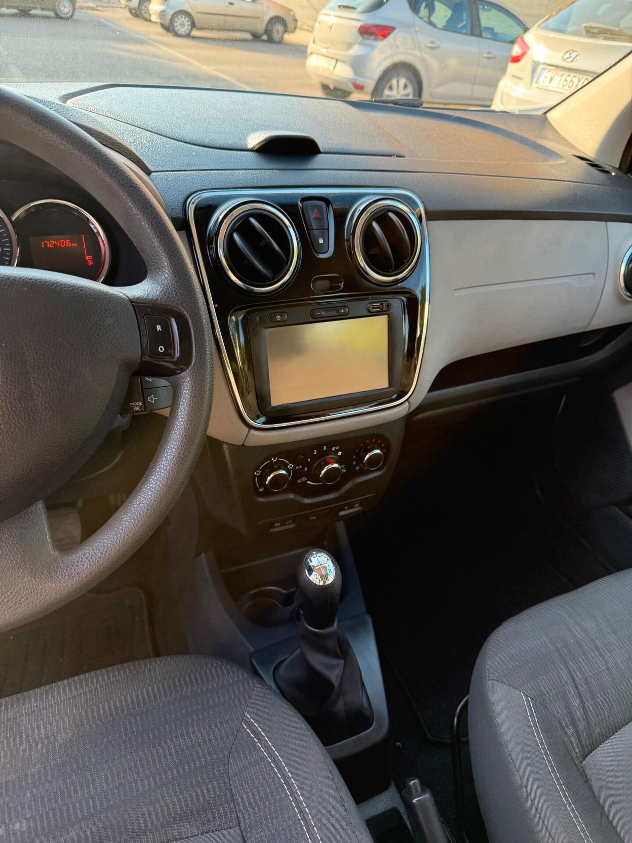 Dacia Lodgy 1.5 dci - NEOP. - NAV. - 12 MESI DI GARANZIA -