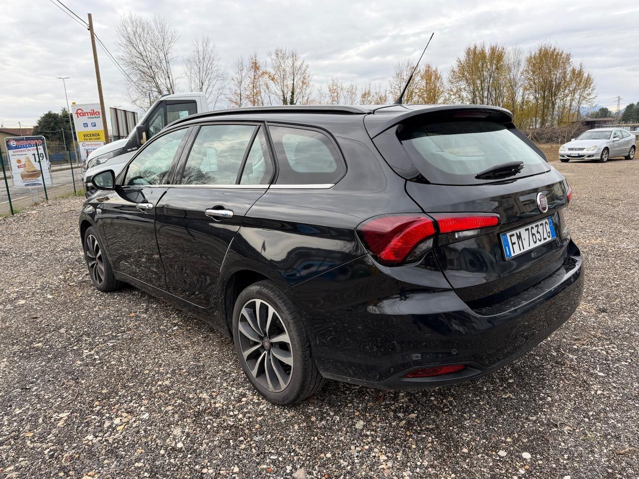 Fiat Tipo 1.4 T-Jet 120CV GPL SW Lounge