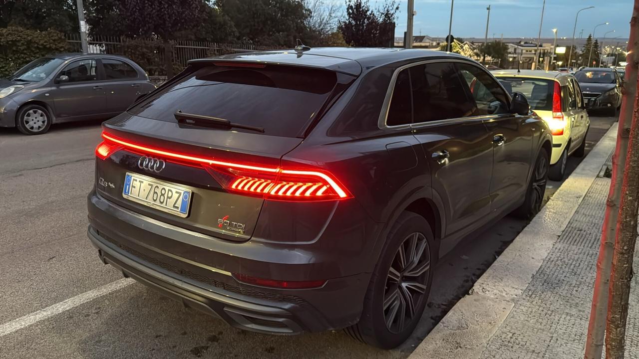Audi Q8 50 TDI 286 CV quattro tiptronic Sport