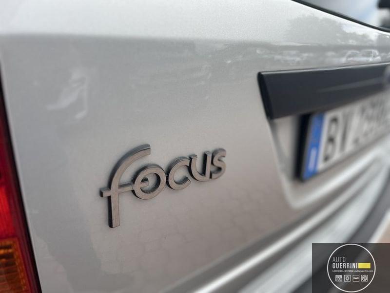 Ford Focus Focus 1.6i 16V cat SW Ghia