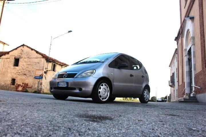 Mercedes-benz A 160 CDI ESTETICA E INTERNO DA VETRINA SOLO 132.000KM ORIGINALI APPARTENUTA PENSIONATA