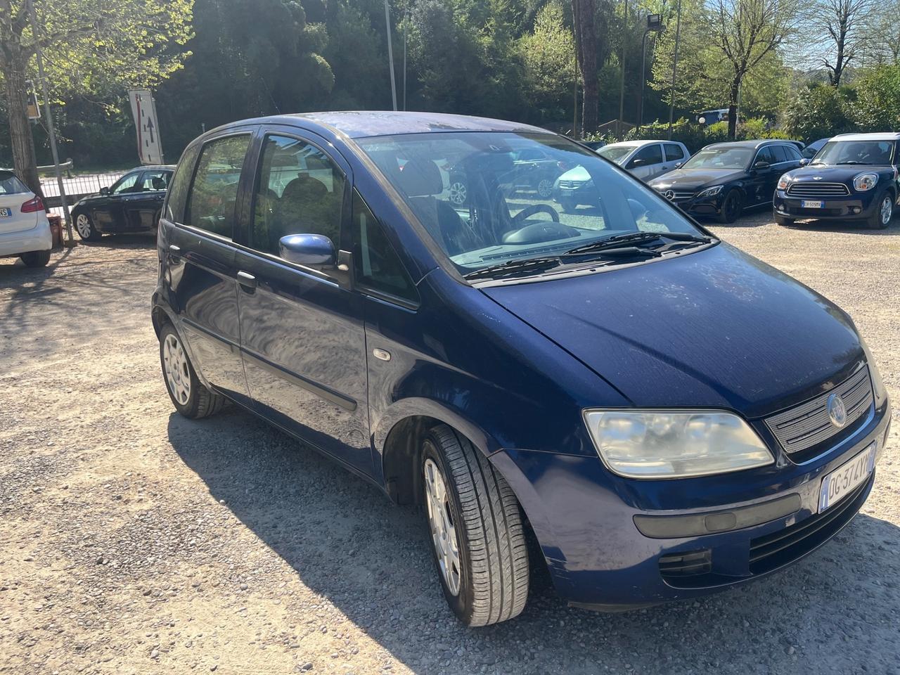 Fiat Idea 1.3 Multijet 16V 90 CV Gancio di Traino