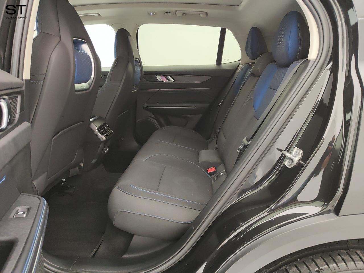 LYNK&CO 01 - 01 PHEV