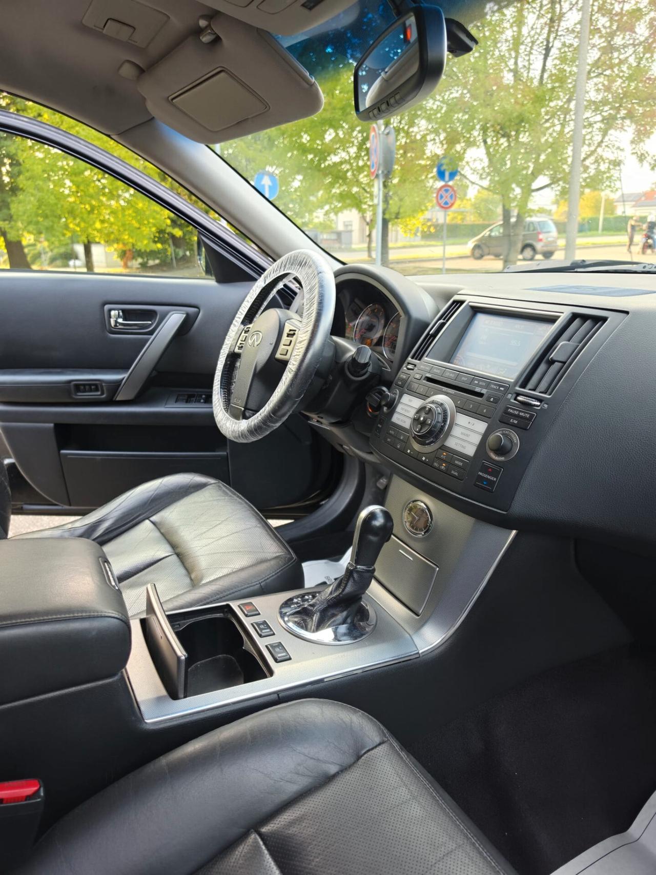 Infiniti FX 35