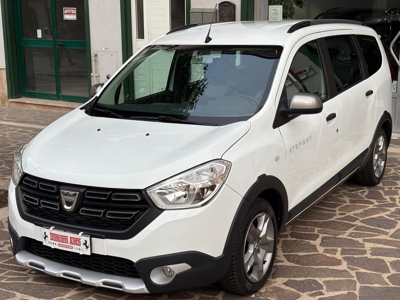 Dacia Lodgy STEPWAY 1.5dCi 7 POSTI AUTOCARRO N1