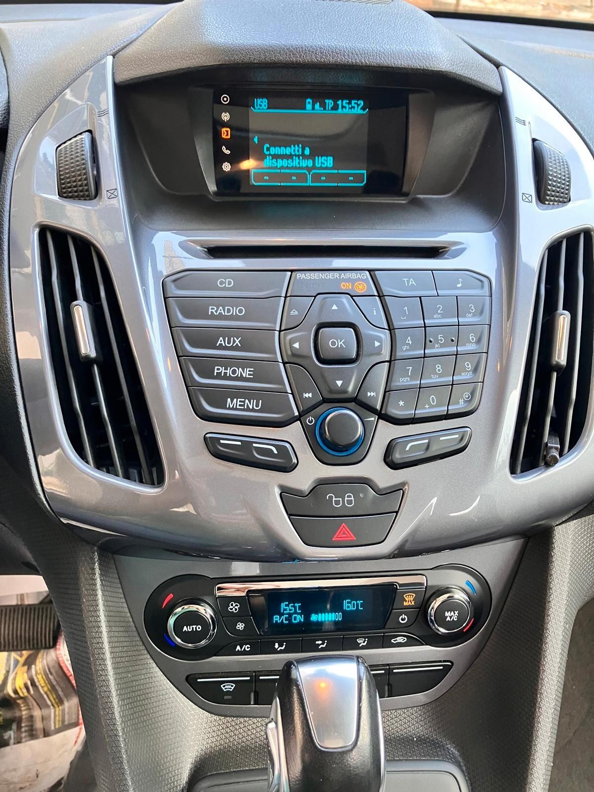 Ford Tourneo Connect7 1.5 TDCi 120cv aut Titanium