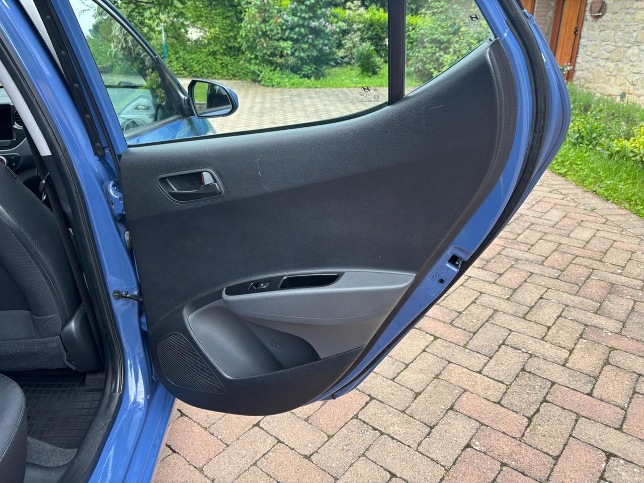 Hyundai i10 1.0 BENZINA 66 CV 5P