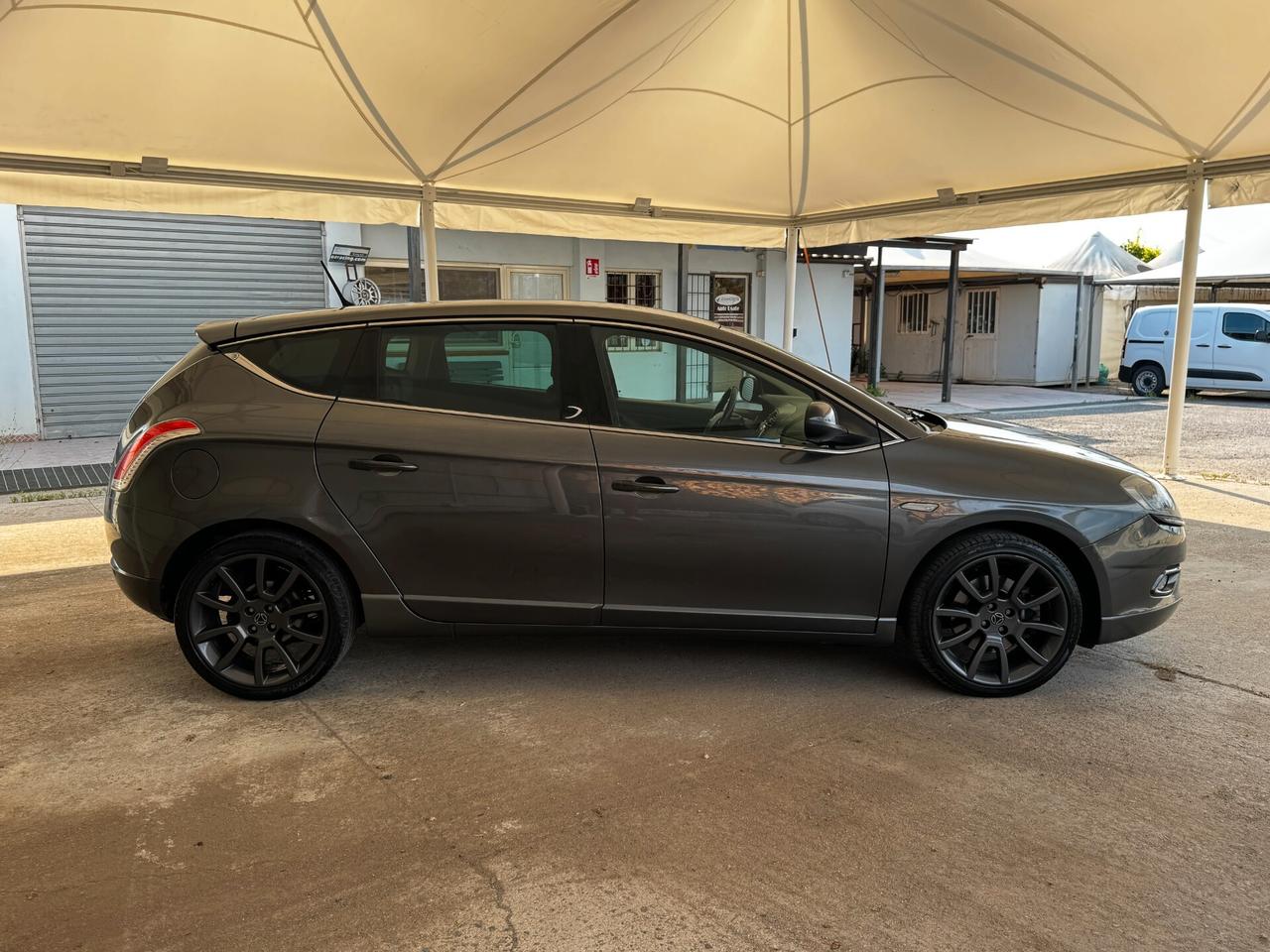Lancia Delta 1.9 MJT Twinturbo S 190 Cv - 2013