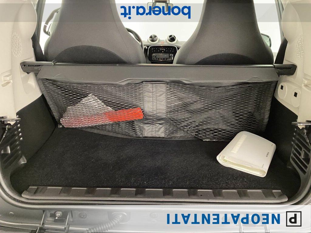 Smart fortwo coupe EQ Youngster