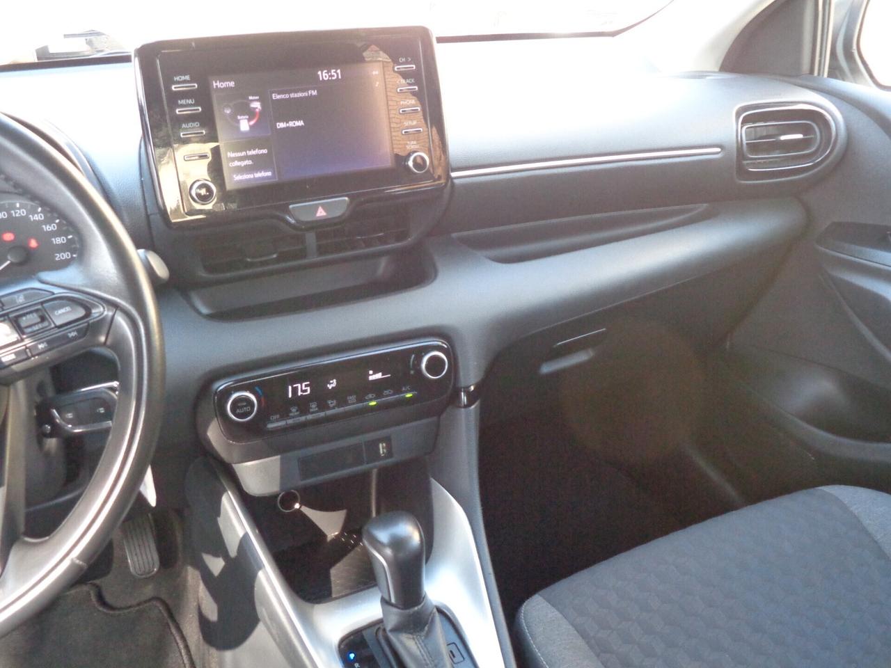 Toyota Yaris 1.5 Hybrid 5 porte Active NESSUN VINCOLO DI FINANZIAMENTO