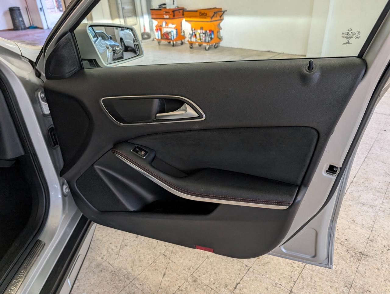 Mercedes-benz GLA 200 d Automatic Premium