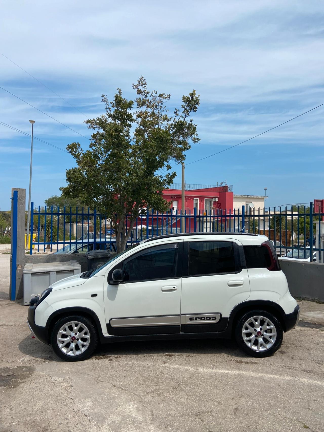 Fiat Panda 1.3 MJT allestimento CROSS 2016