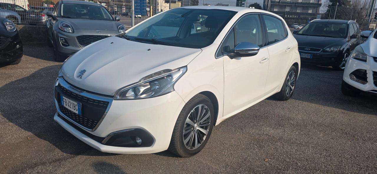 Peugeot 208 1.6 e-HDi 92 CV Stop&Start 5 porte Allure