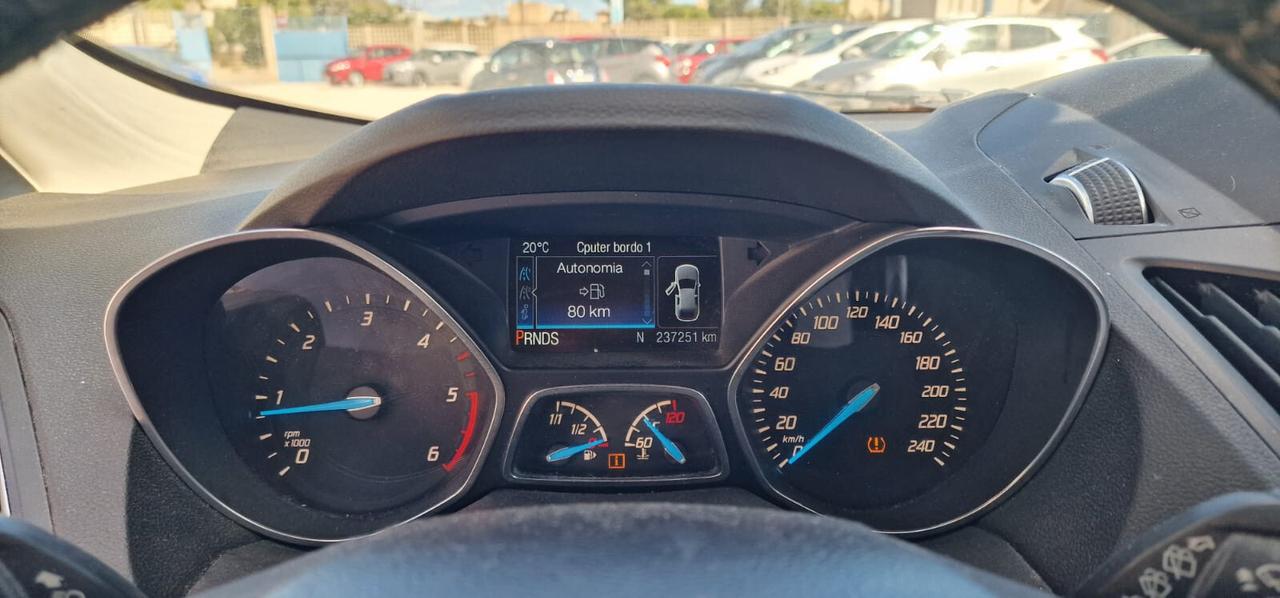 Ford Kuga 2.0 TDCI 150 CV S&S 4WD Powershift Titanium 2015