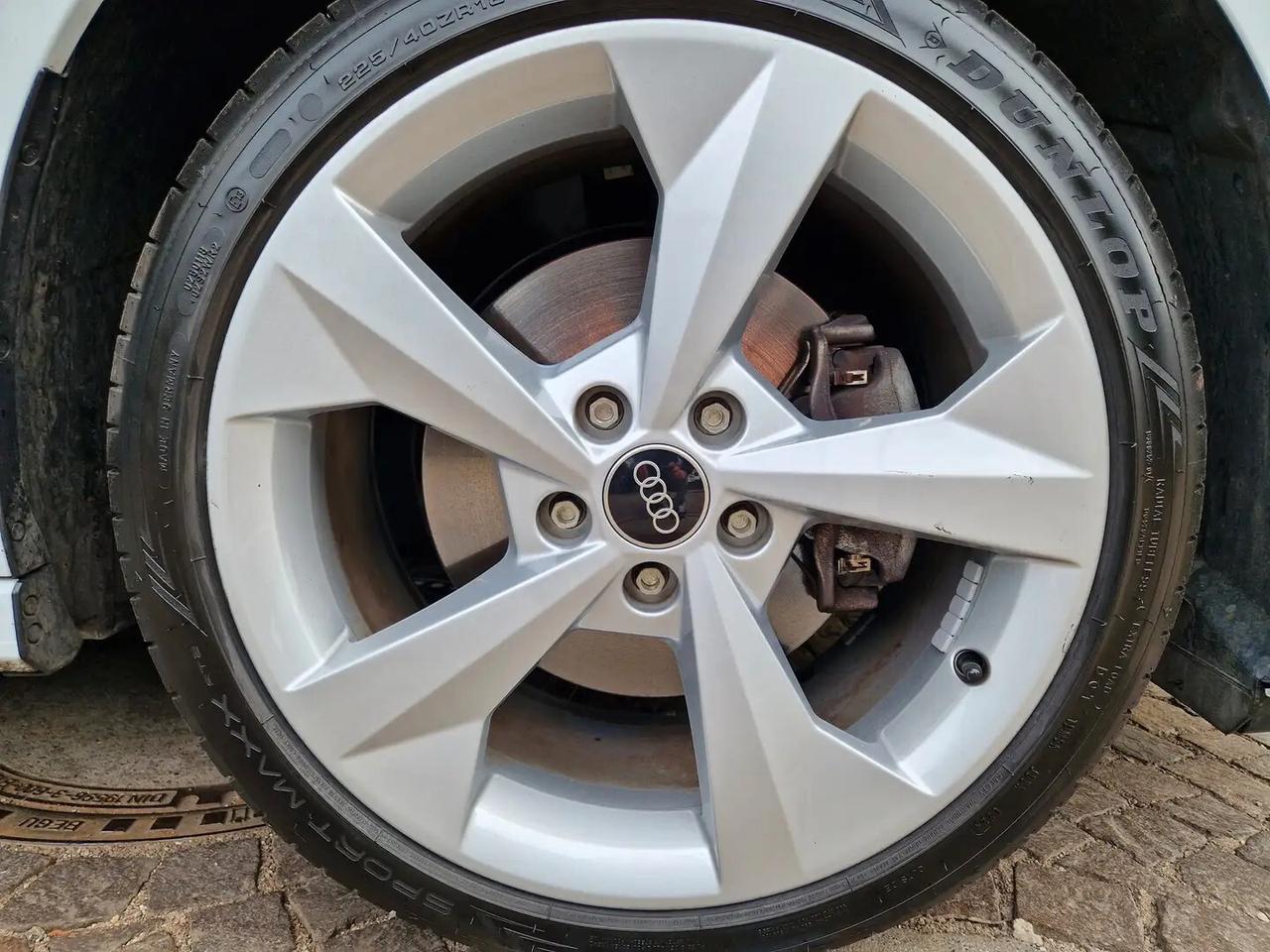 Audi A3 SPB 40 TFSI quattro S tronic Business Advanced