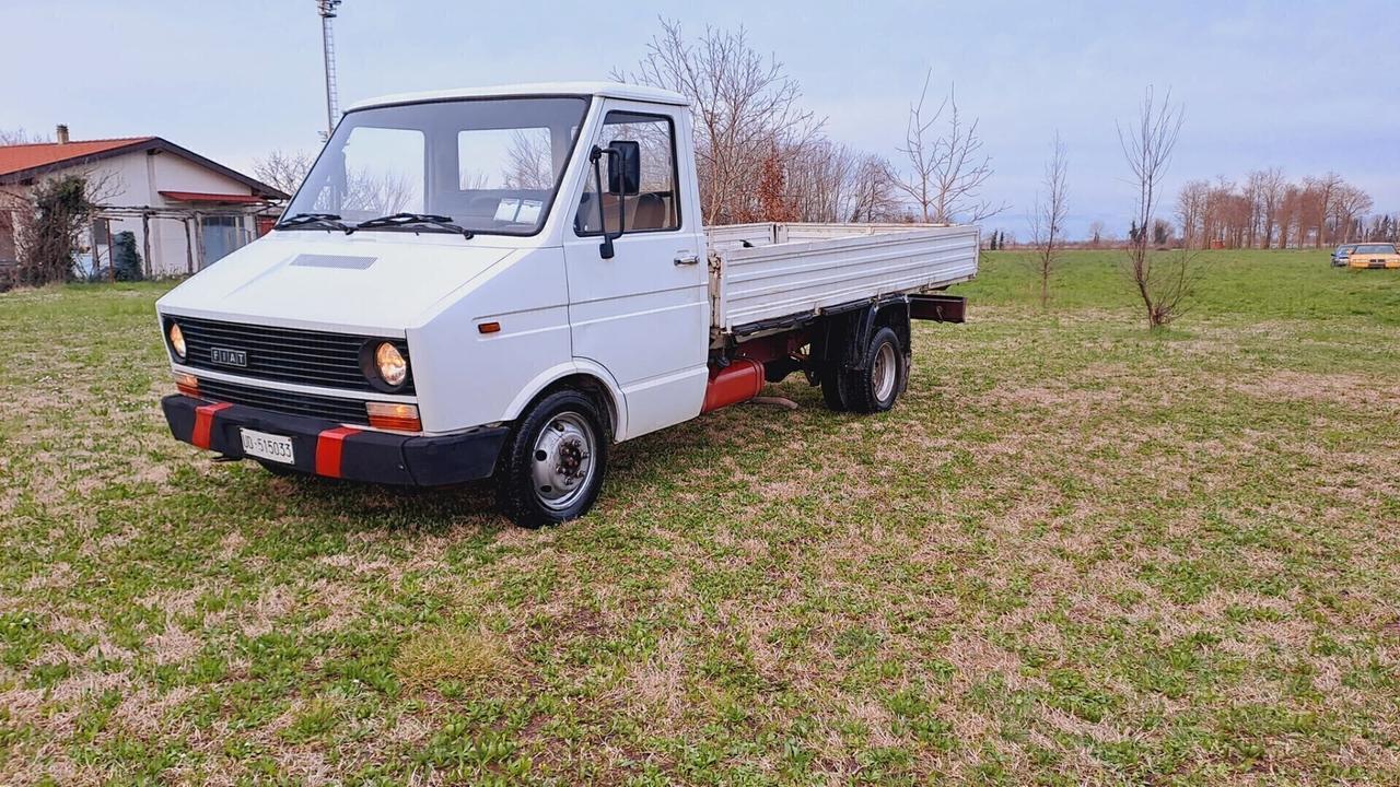 Iveco/fiat 35/8 PORTATA 1640 KG Patente B