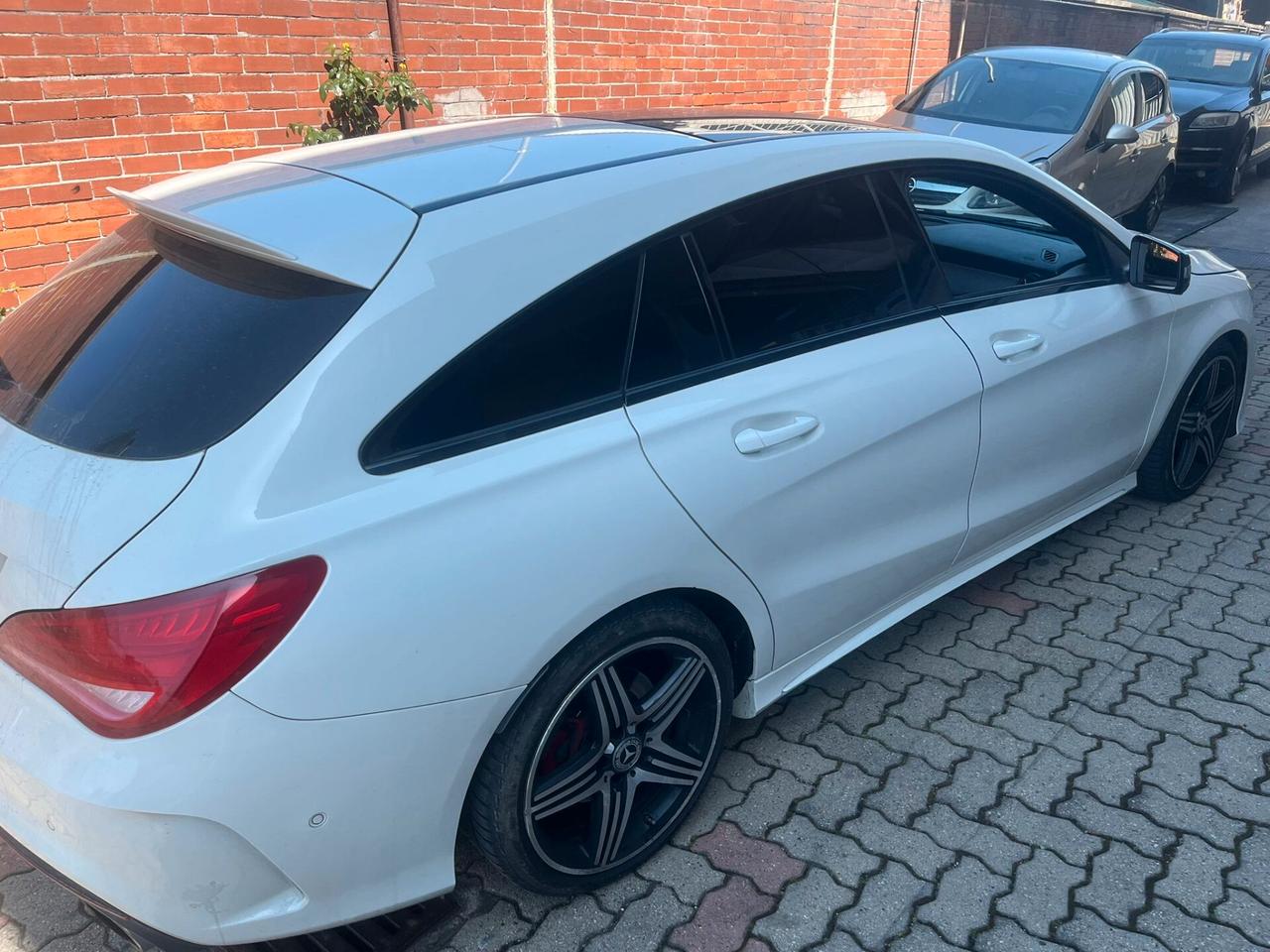 Mercedes-benz CLA 250 S.W. Automatic Premium