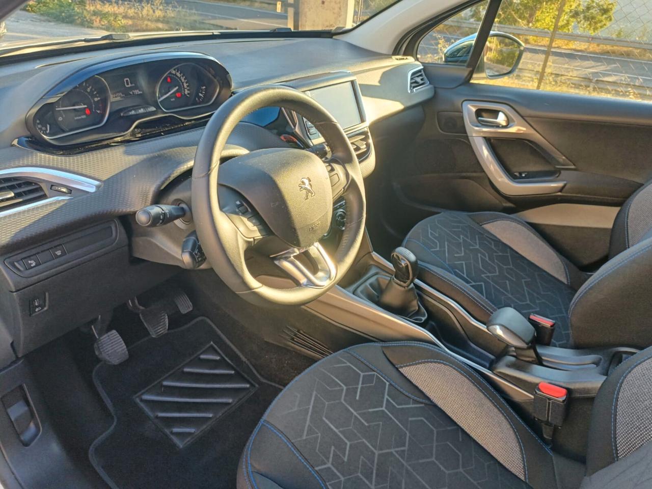 Peugeot 2008 PureTech 82 S&S Allure - 2019