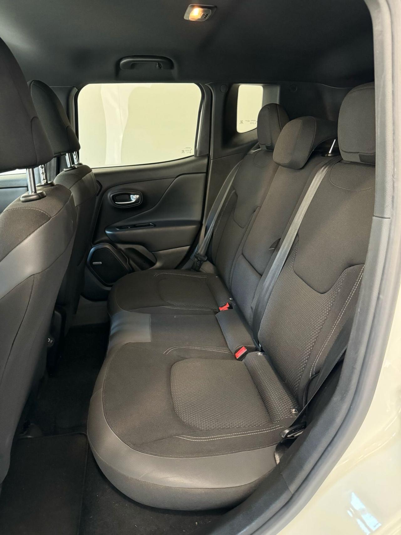 Jeep Renegade 1.6 Mjt DDCT 120 CV S