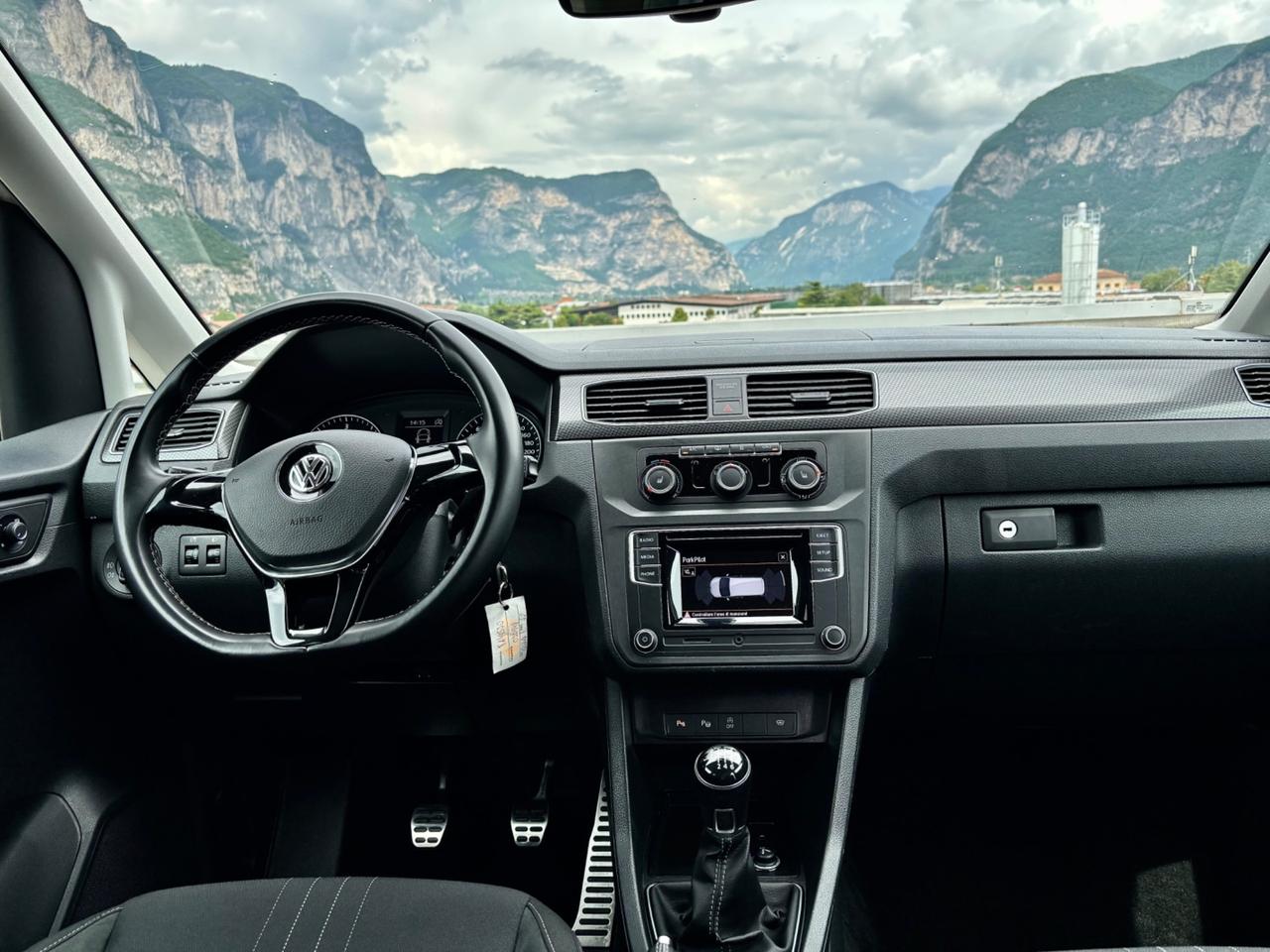 Volkswagen Caddy 2.0 TDI 150 CV Alltrack "Gancio/WinterPack3/Webasto"
