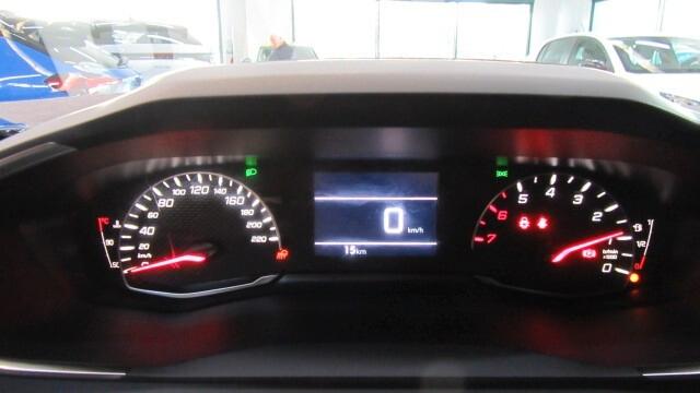 Peugeot 2008 PureTech 100 S&S Style
