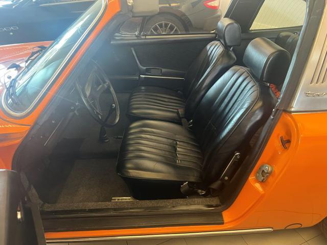 PORSCHE 911 T 2200 Targa