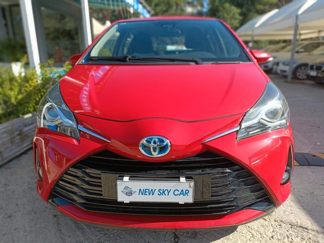 Toyota Yaris 1.5 Hybrid 5 porte Cool NEOPATENTATI