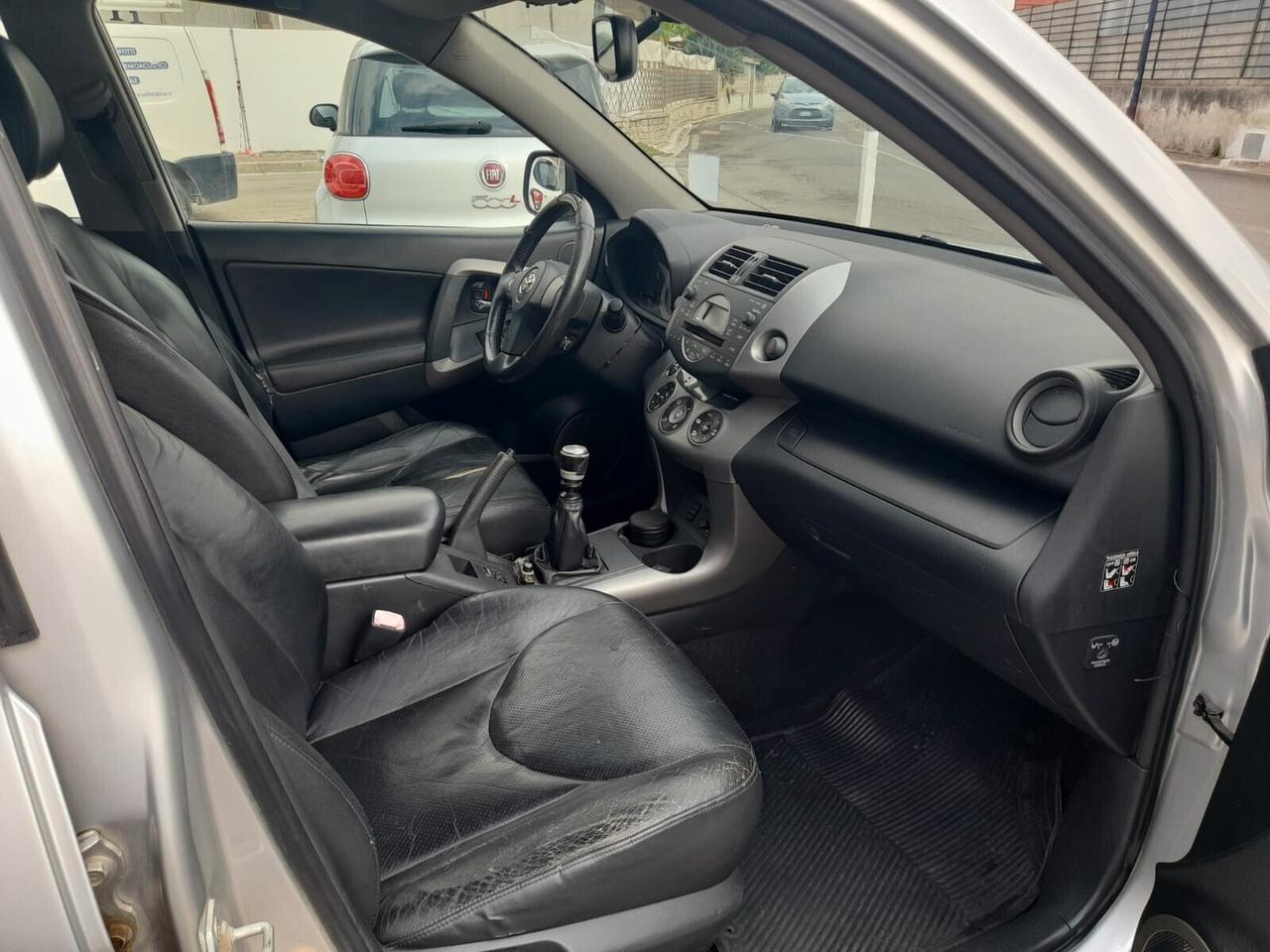 Toyota RAV 4 2.2cc diesel(PRIVATO)- 2006