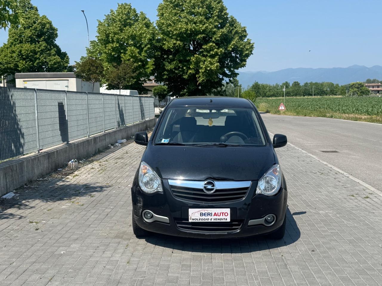 Opel Agila allestimento Enjoy