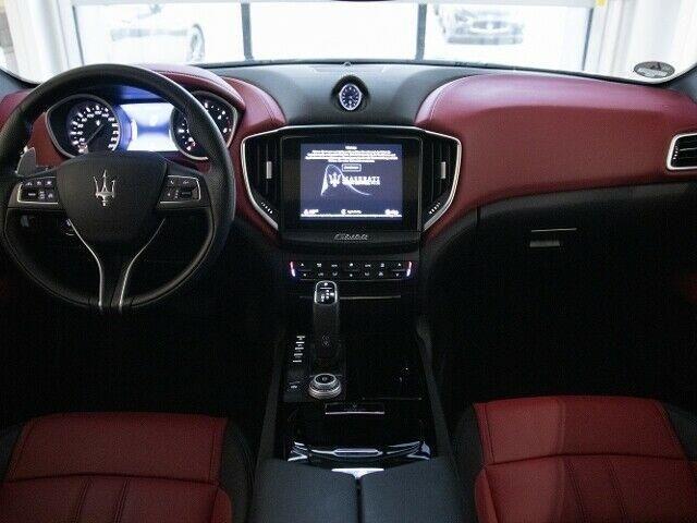Maserati Ghibli V6 430 CV Q4 Ribelle One of 200