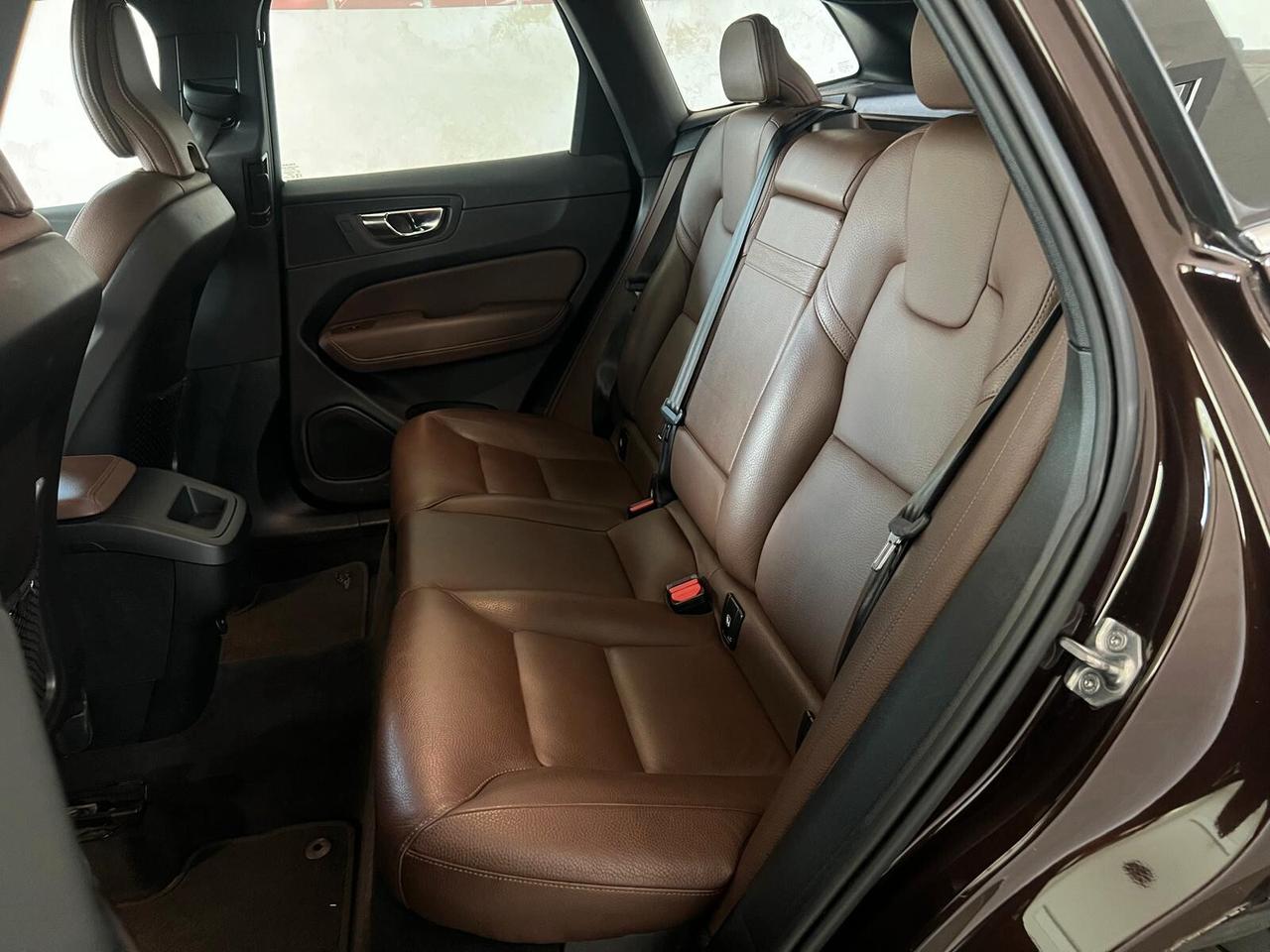Volvo XC 60 XC60 B4 (d) AWD Geartronic Inscription 2020