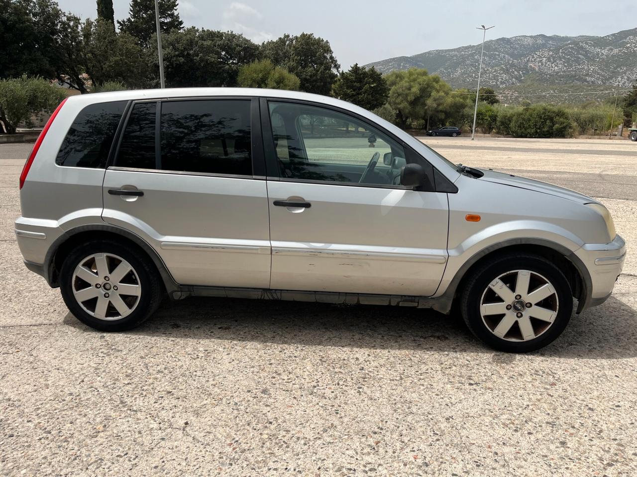 Ford Fusion 1.4 TDCi 5p. Collection