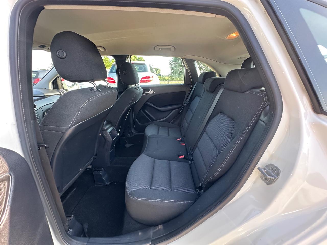 Mercedes-benz B 180 OK NEOPATENTATI