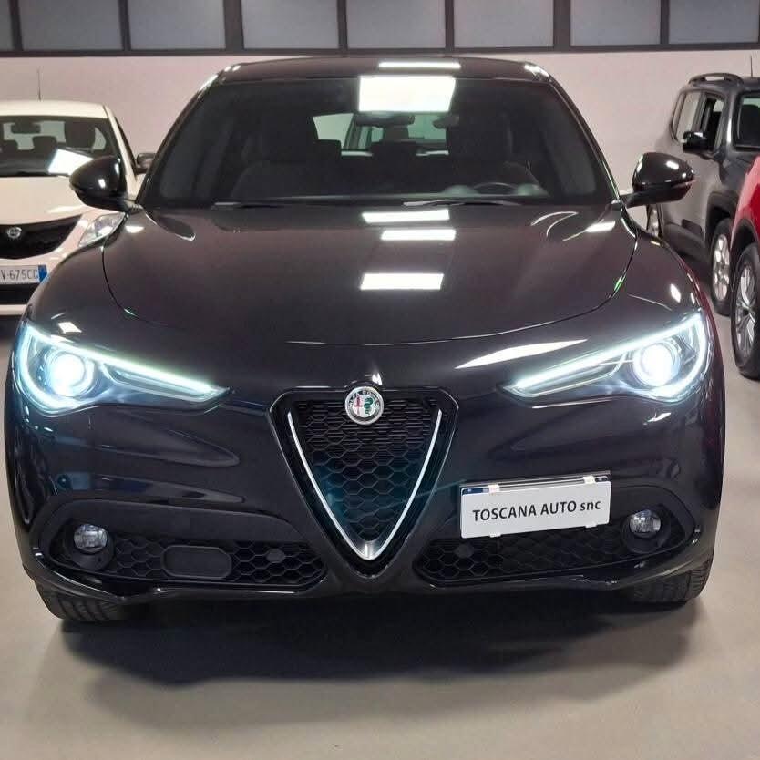 Alfa Romeo Stelvio 2.2 Turbodiesel 190 CV AT8 Q4 Business