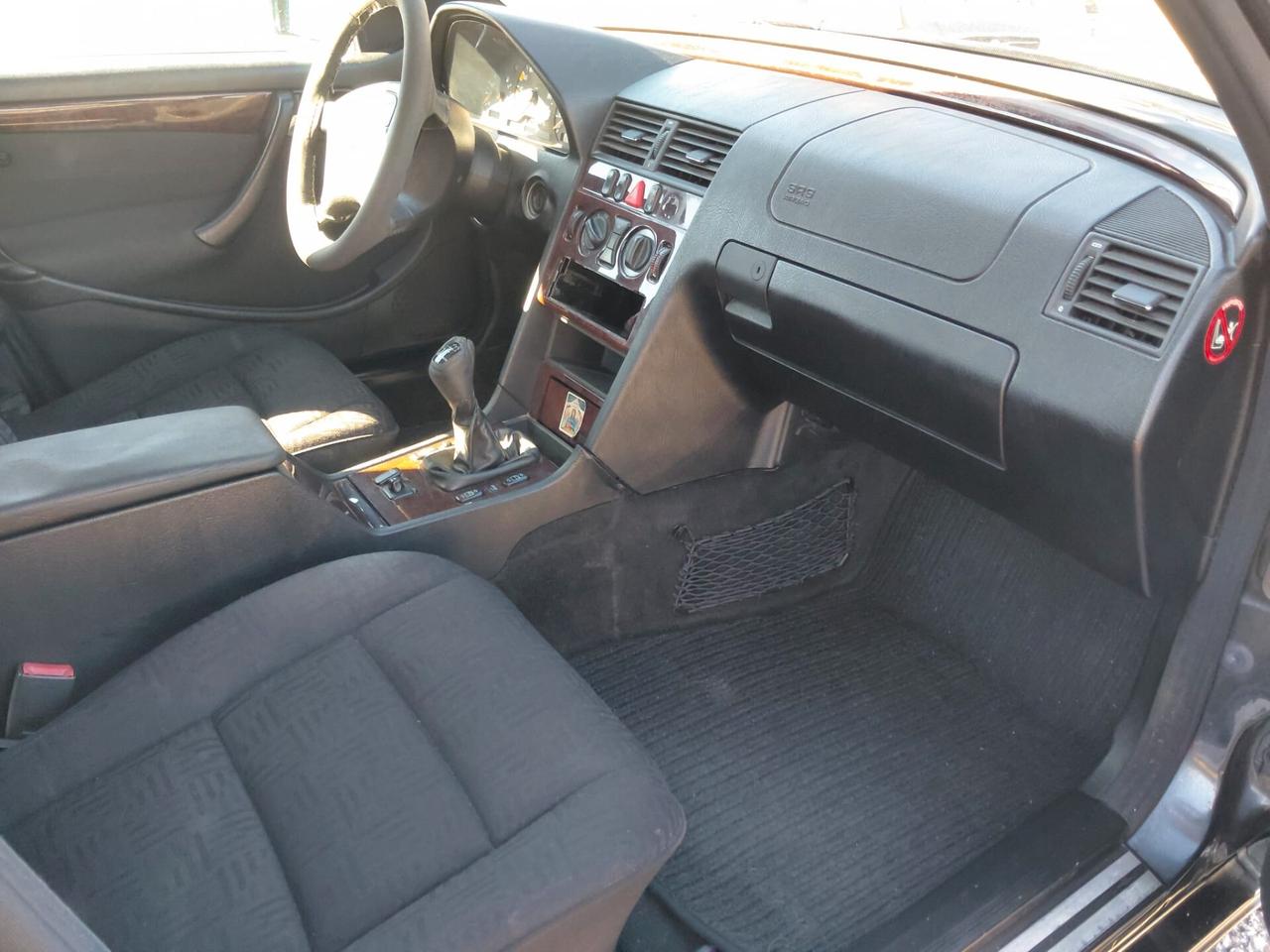 Mercedes-benz C 250 turbodiesel Elegance