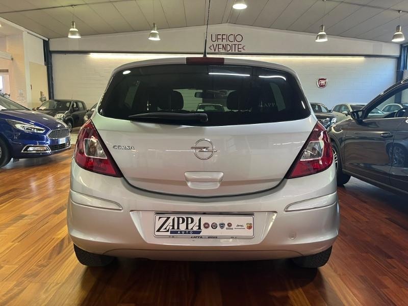 OPEL Corsa 1.2 5 porte Club