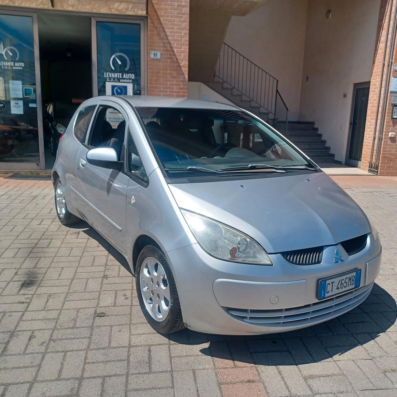 123.048 KM COLT 1.3 MOTORE MERCEDES