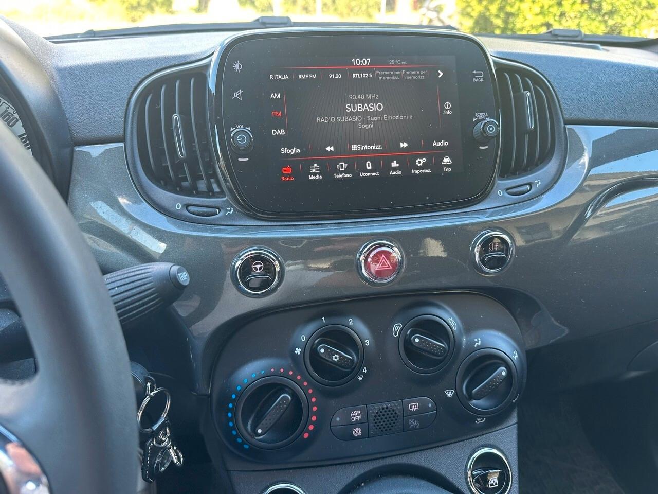 Fiat 500 1.0 Hybrid Lounge solo 14.000 km!!! pari al nuovo
