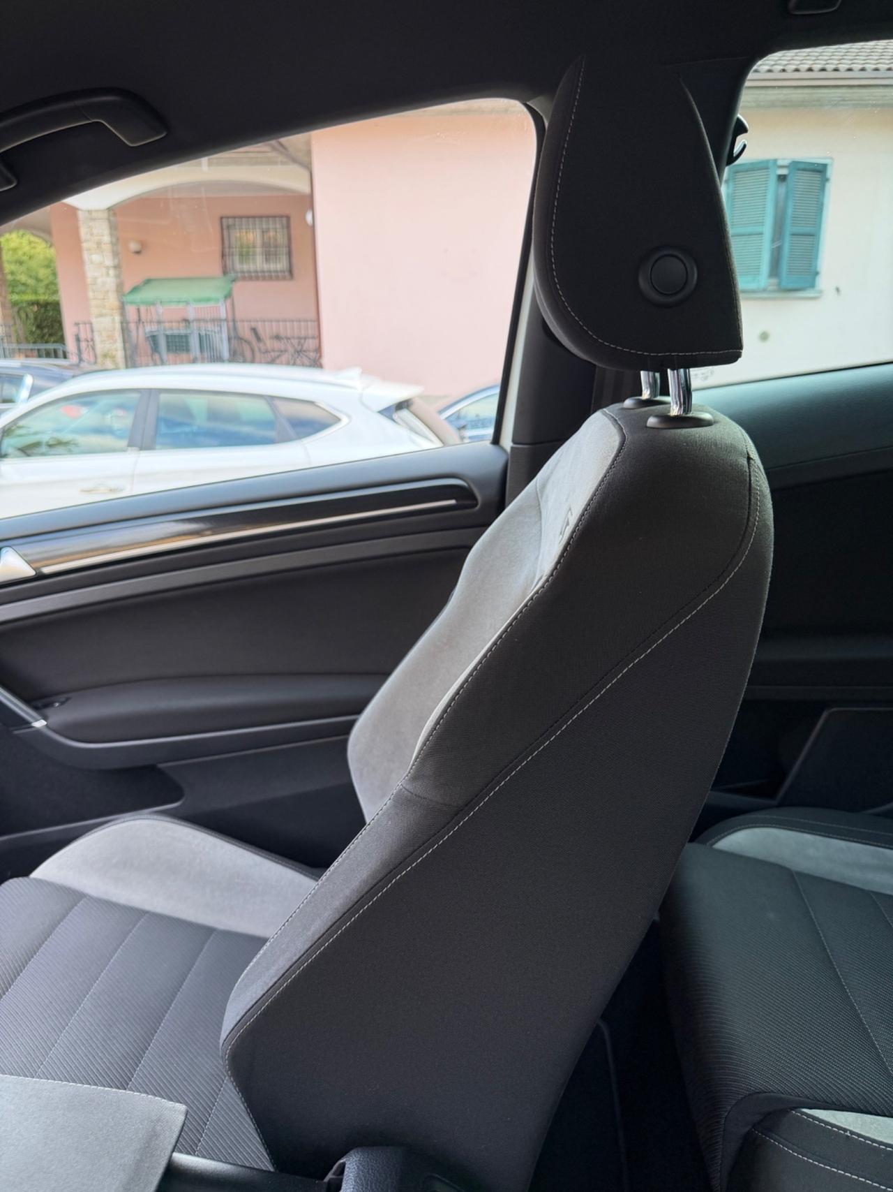 Volkswagen Golf R 2.0 TSI DSG 4MOTION 5p. BMT