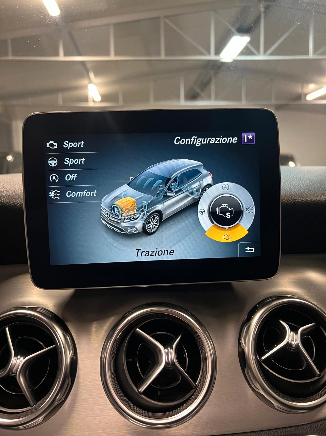 Mercedes-benz GLA 220 d Automatic 4Matic Premium