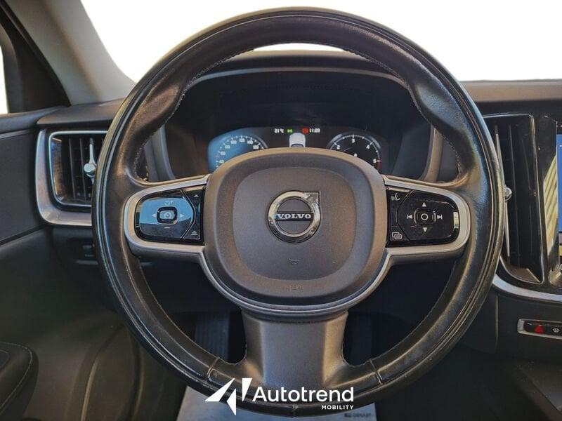 Volvo V60 B4 197+14 CV Mild Hybrid Diesel Automatica Momentum Business