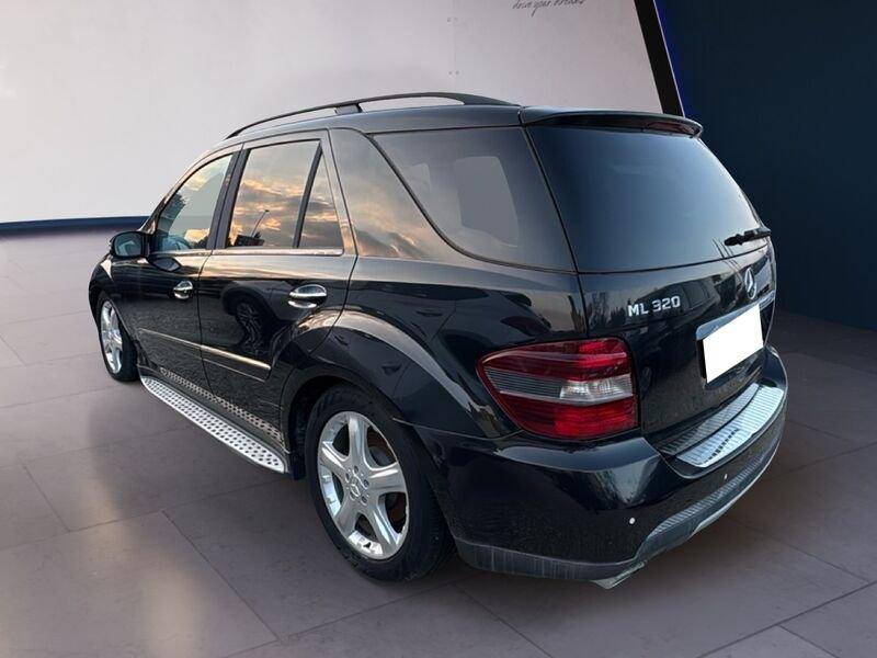 Mercedes-Benz Classe M ML 320 cdi Sport auto