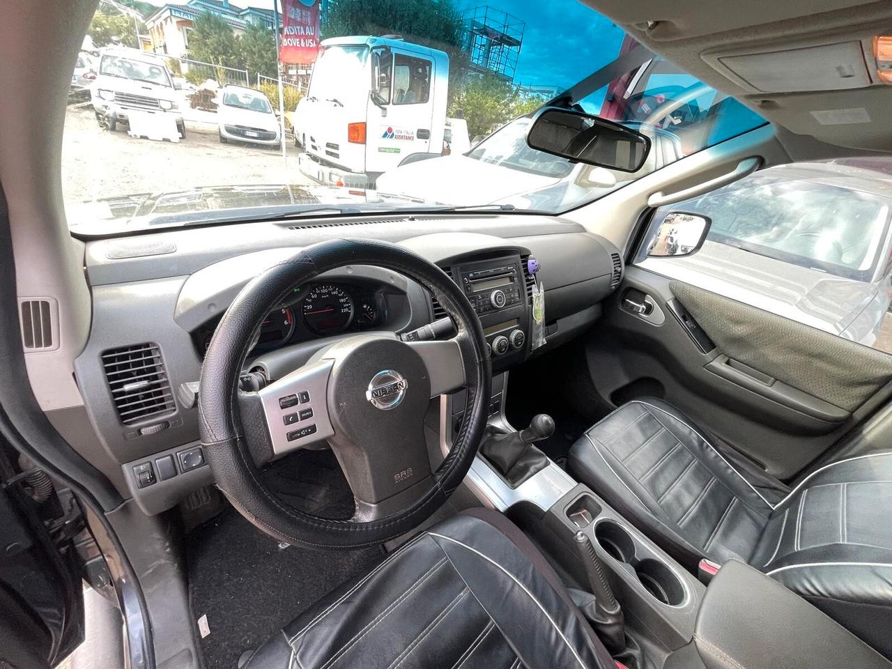 Nissan Navara 2.5 dCi 190CV 4 porte Double Cab Sport