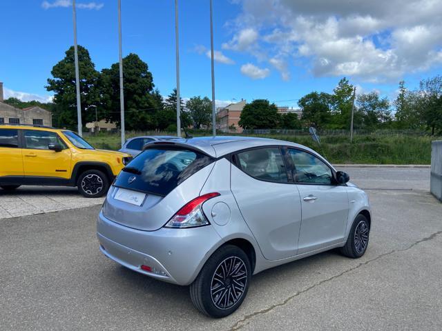 LANCIA Ypsilon *PROMO* 1.0 S&S Hybrid Ecochic Gold