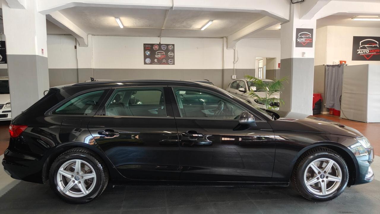 Audi A4 Avant 30 TDI/136 CV S tronic line edition