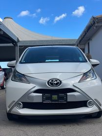 Toyota Aygo 1.0 VVT-i 69 CV 5 porte x-cool