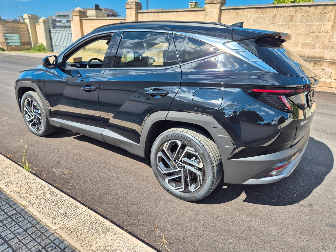 Hyundai Tucson 1.6 HYBRID aut. Exellence