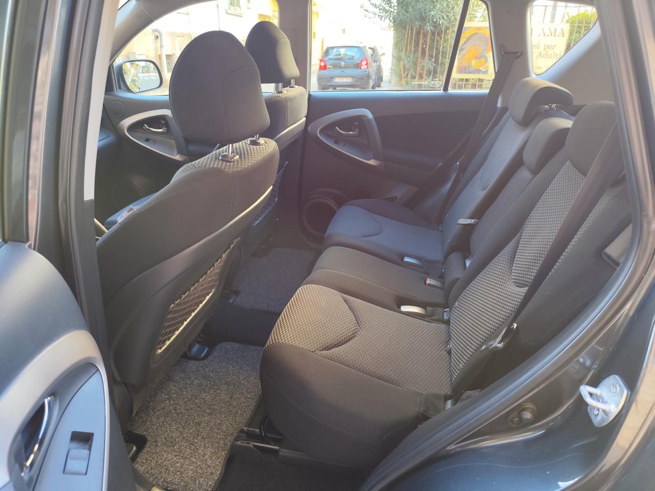 Toyota RAV 4 RAV4 2.2 D-4D 136CV 4WD DIESEL