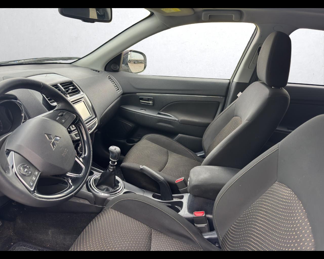 MITSUBISHI ASX 1ª serie - ASX 1.6 DI-D 114 CV 4WD Instyle Panoramic